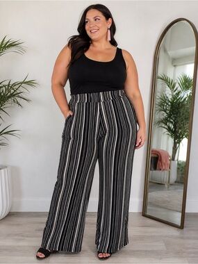 ✨ C.EST 1946 Wide Leg Striped Pants – Size 22/24 ✨